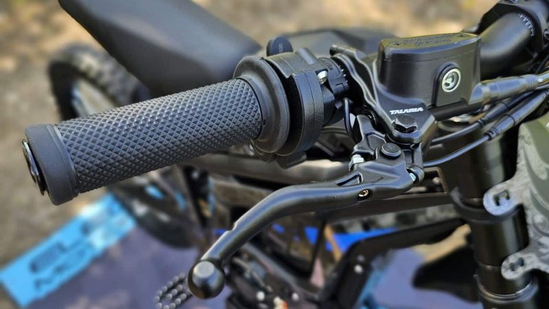 4-moto-electrique-sting-5500-pro